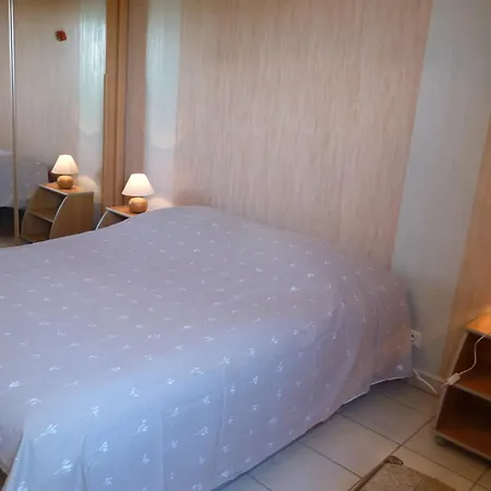 Casa de Férias Maison Spacieuse à Avec Piscine Privée Loubressac