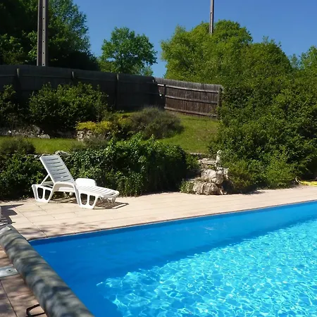 Casa de Férias Maison Spacieuse à Avec Piscine Privée *