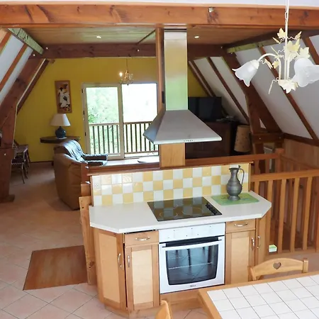 Maison Spacieuse A Avec Piscine Privee Loubressac