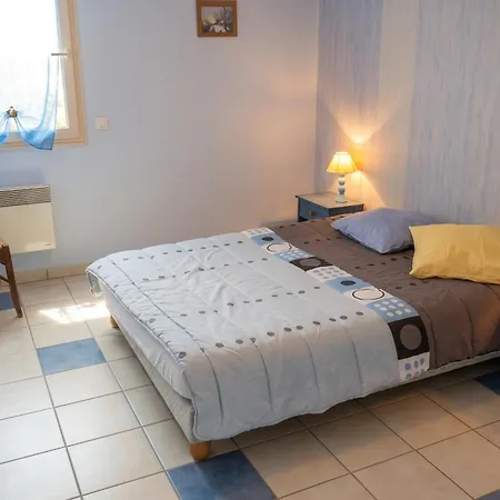 Maison Spacieuse A Avec Piscine Privee *